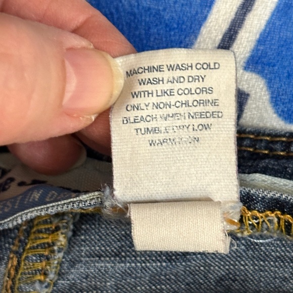 Old Navy denim skirt, super cute- women’s size 16 - Picture 5 of 7